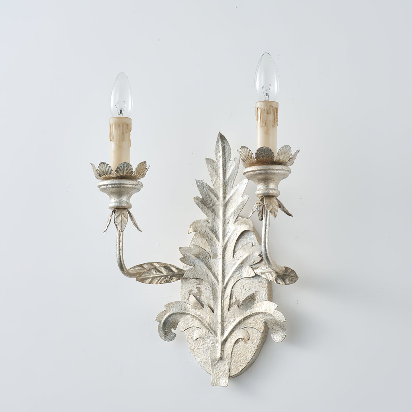 Branch Leaf Wall Lamp - Botanical Iron Sconce & Nature-Inspired Accent Light