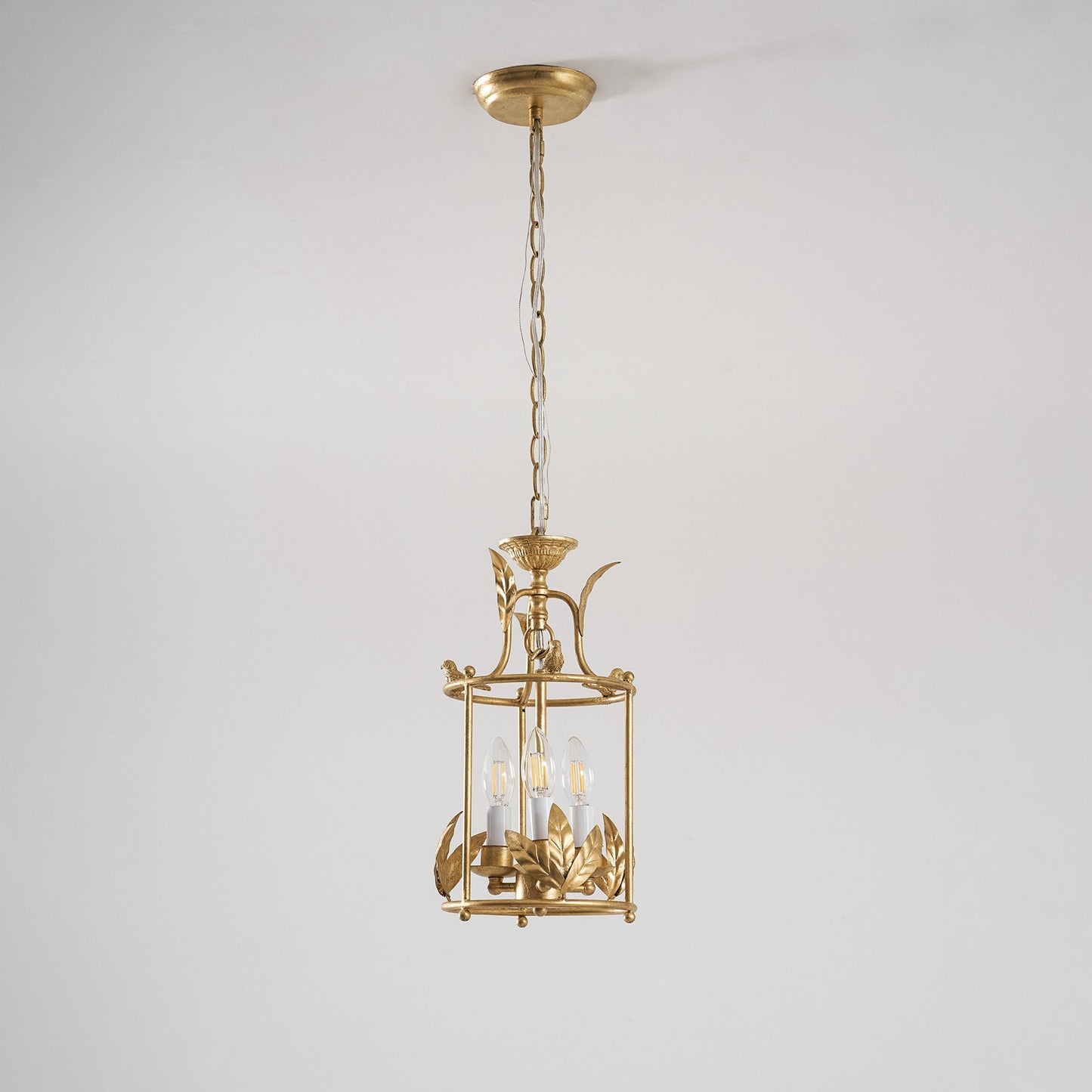 Brighton Lantern Pendant Lamp - Baroque Style Nature-Inspired Bird Chandelier