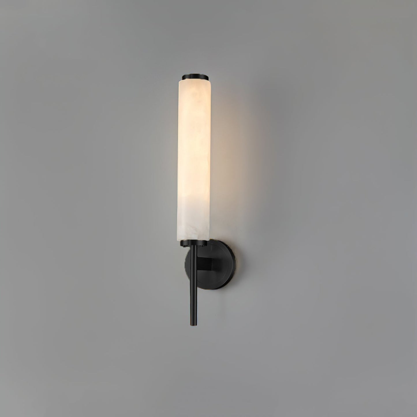 Brindisi Alabaster Wall Lamp - Modern Brass & Natural Stone Vertical Sconce