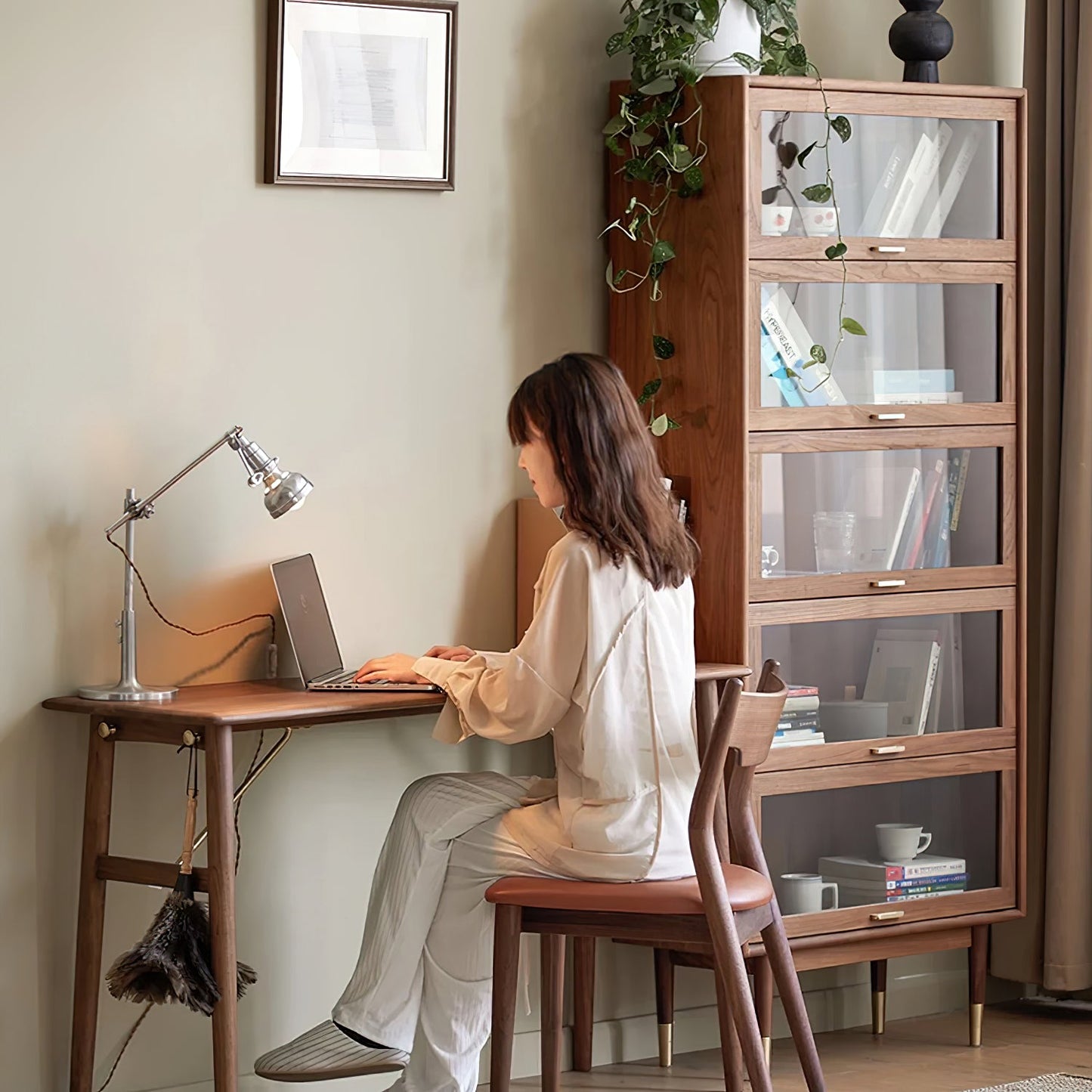 Buquet Adjustable Table Lamp - Minimalist Aluminum Task Light