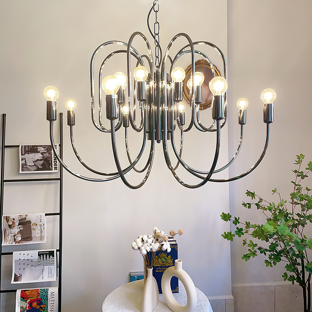 Cabry Chandelier – Modern Curved Multi-Arm Matte Black & Brass Chandelier