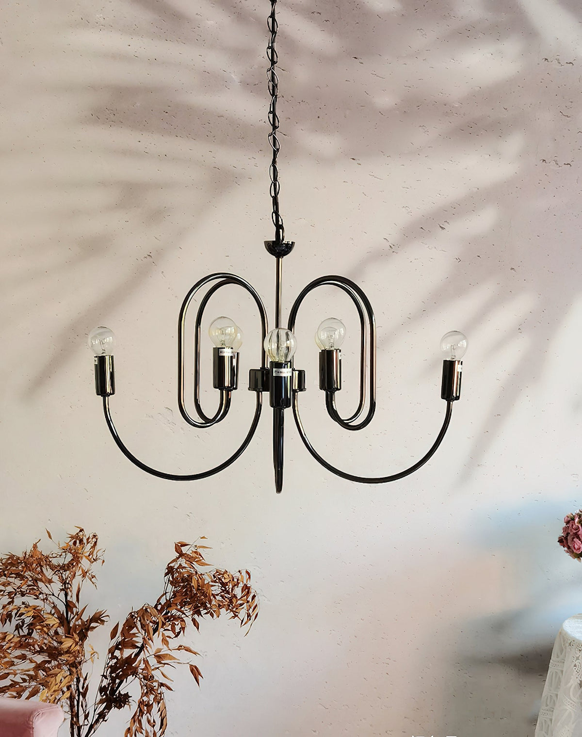 Cabry Chandelier – Modern Curved Multi-Arm Matte Black & Brass Chandelier