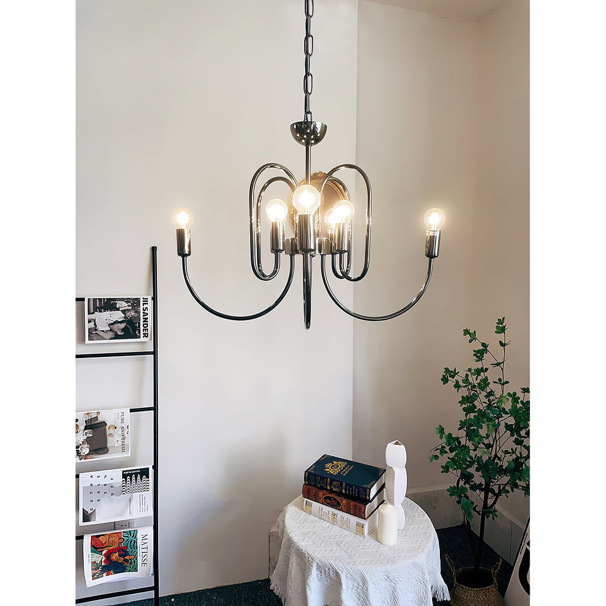Cabry Chandelier – Modern Curved Multi-Arm Matte Black & Brass Chandelier