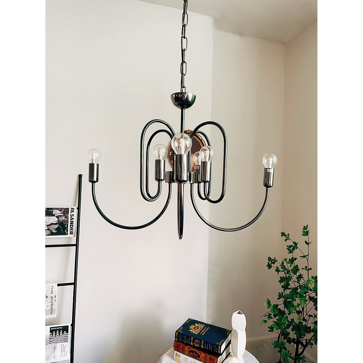 Cabry Chandelier – Modern Curved Multi-Arm Matte Black & Brass Chandelier