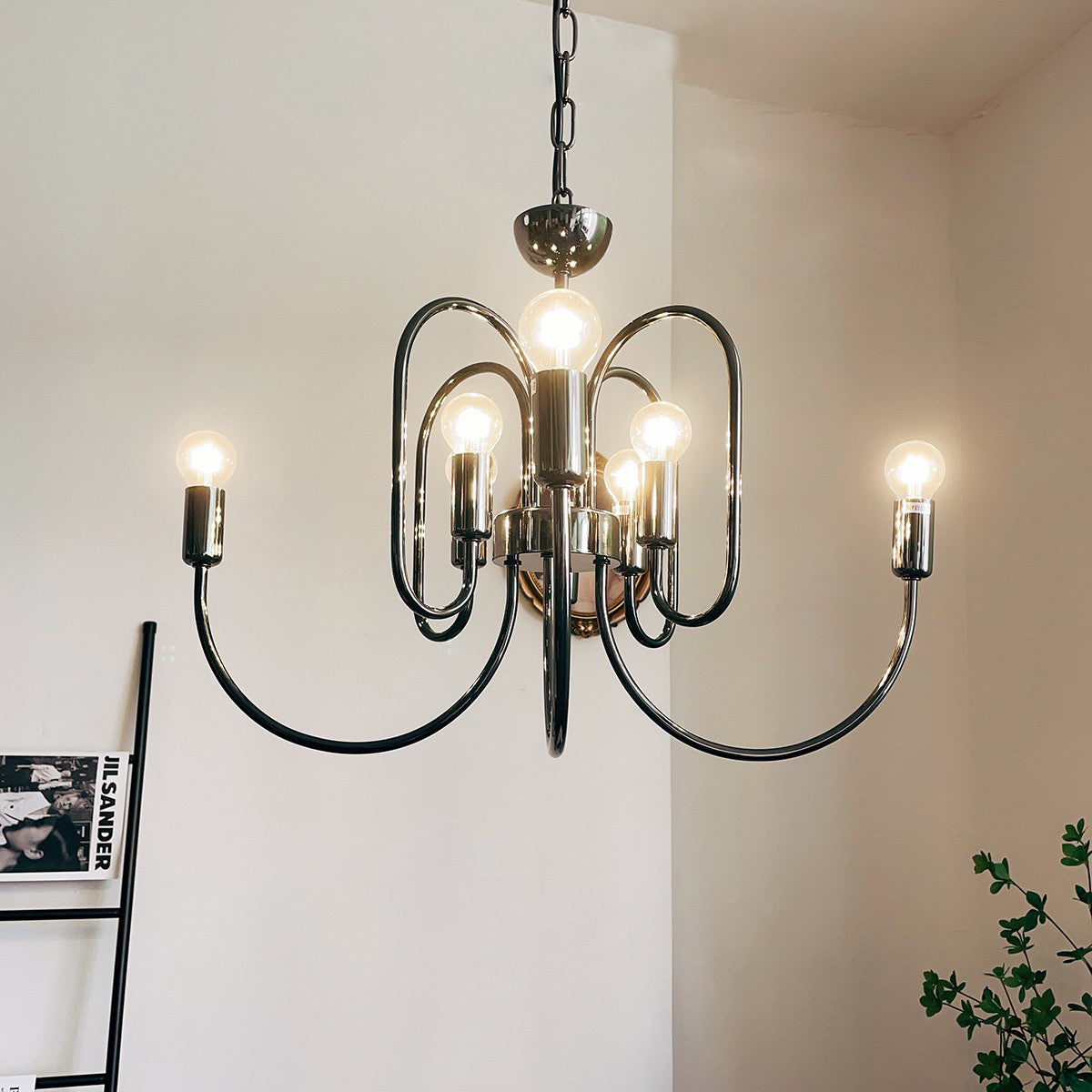 Cabry Chandelier – Modern Curved Multi-Arm Matte Black & Brass Chandelier