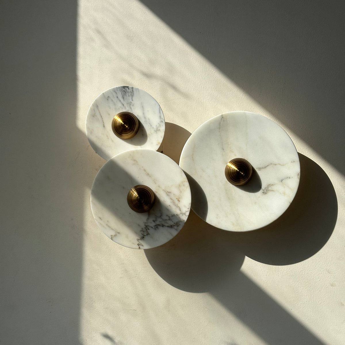 Calacatta Marble Combination Alabaster Sconce – Natural Stone & Gold LED Wall Light