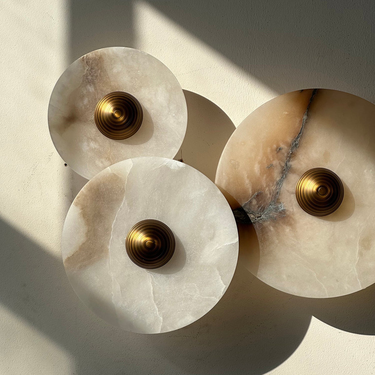 Calacatta Marble Combination Alabaster Sconce – Natural Stone & Gold LED Wall Light