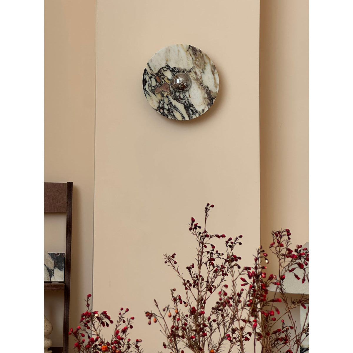 Calacatta Round Marble Sconce – Italian Calacatta Purple Marble & Chrome LED Sconce