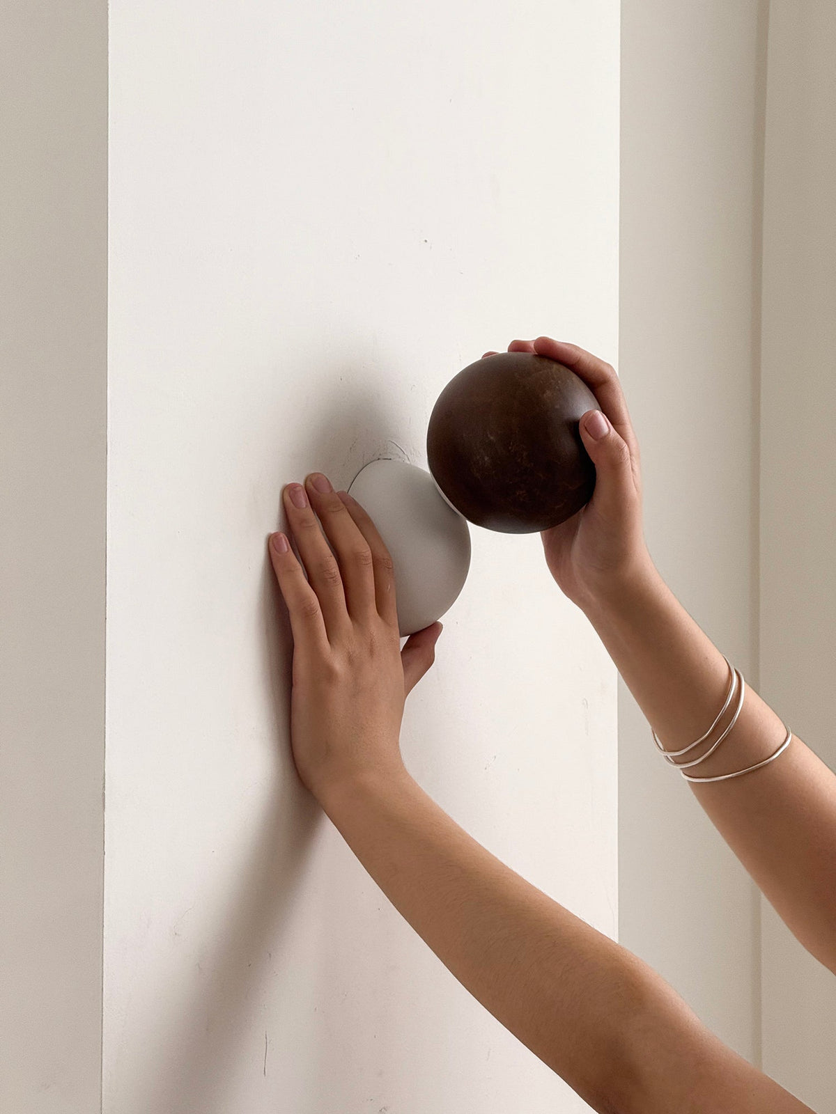 Callisto Eclipse Wall Lamp – Natural Stone & Metallic Eclipse Wall Sconce