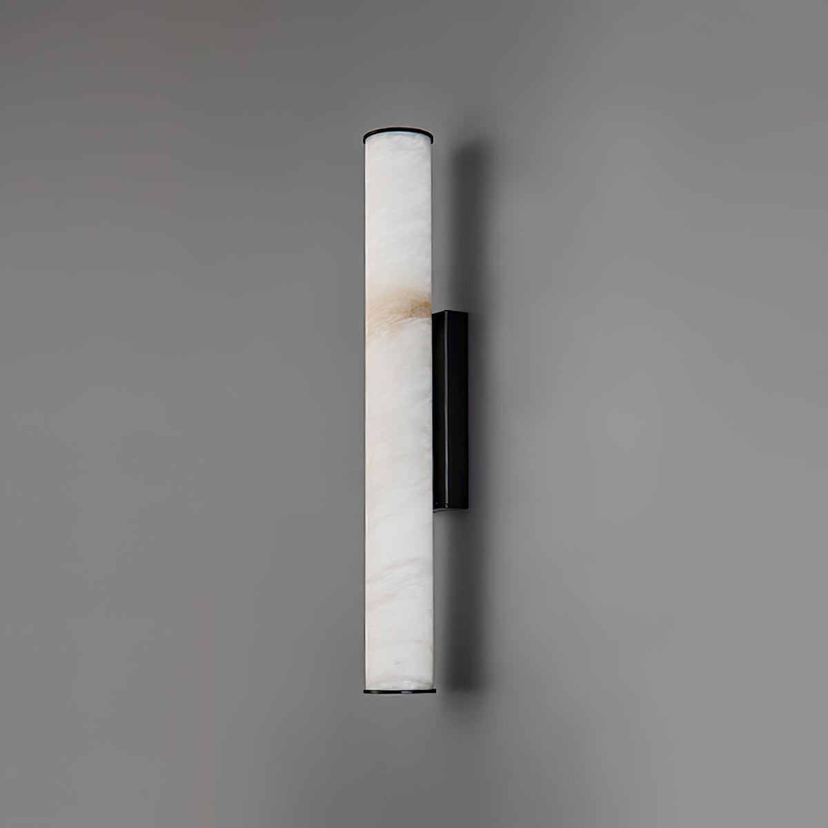 Callisto Alabaster Sconce – Vertical Natural Alabaster & Patinated Brass LED Sconce