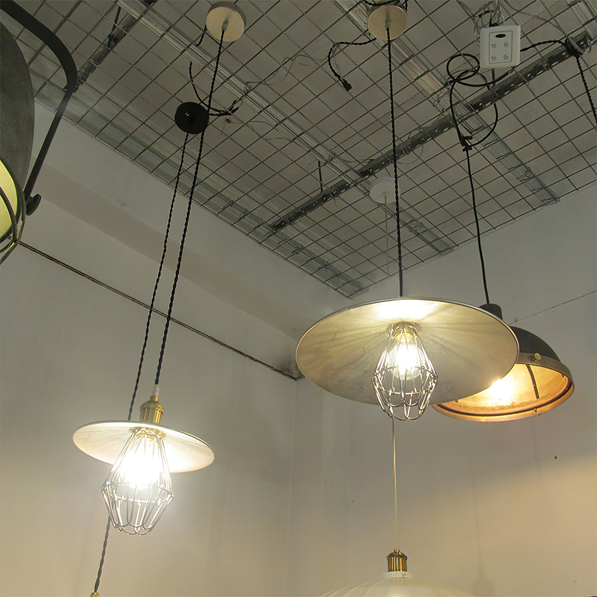 Cantina Pendant Light – Dual-Finish Silver Foil & Black Nickel Iron Pendant Light