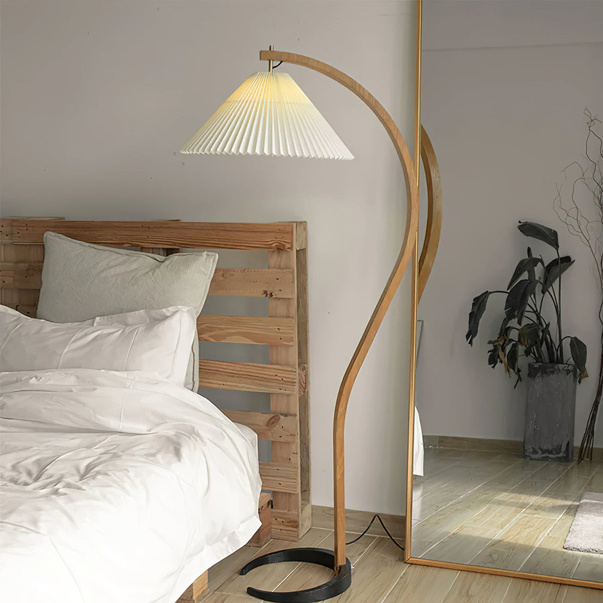 Caprani Floor Lamp – 1970s Scandinavian Bentwood & Pleated Linen Floor Lamp