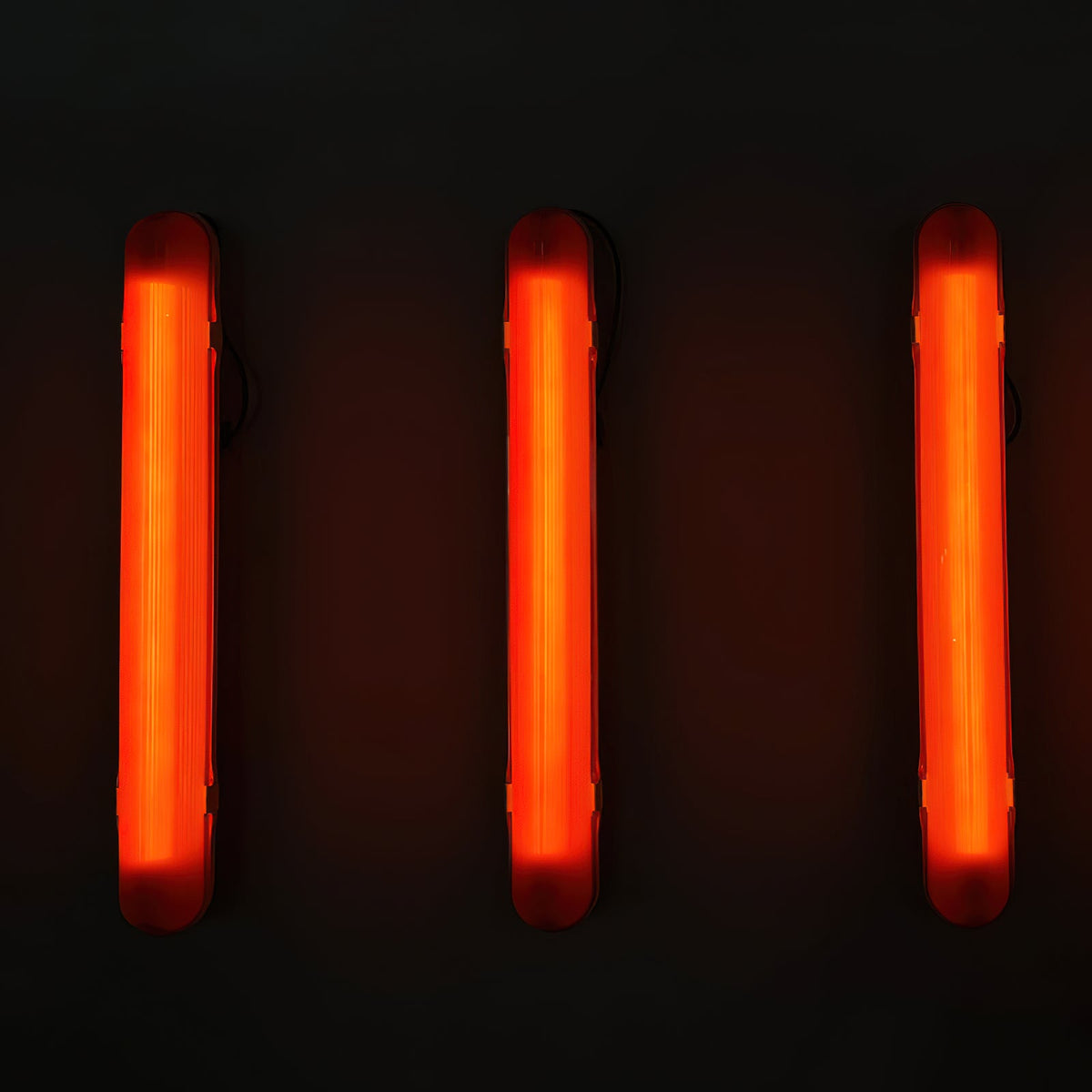 Capsules Joy Plug-in Wall Lamp – 1970s Space Age Red LED Plug-in Wall Sconce