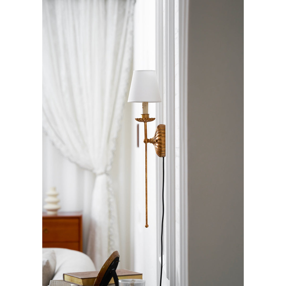 Catina Plug-in Wall Lamp – Antique Gold Leaf Fabric Shade Plug-In Sconce