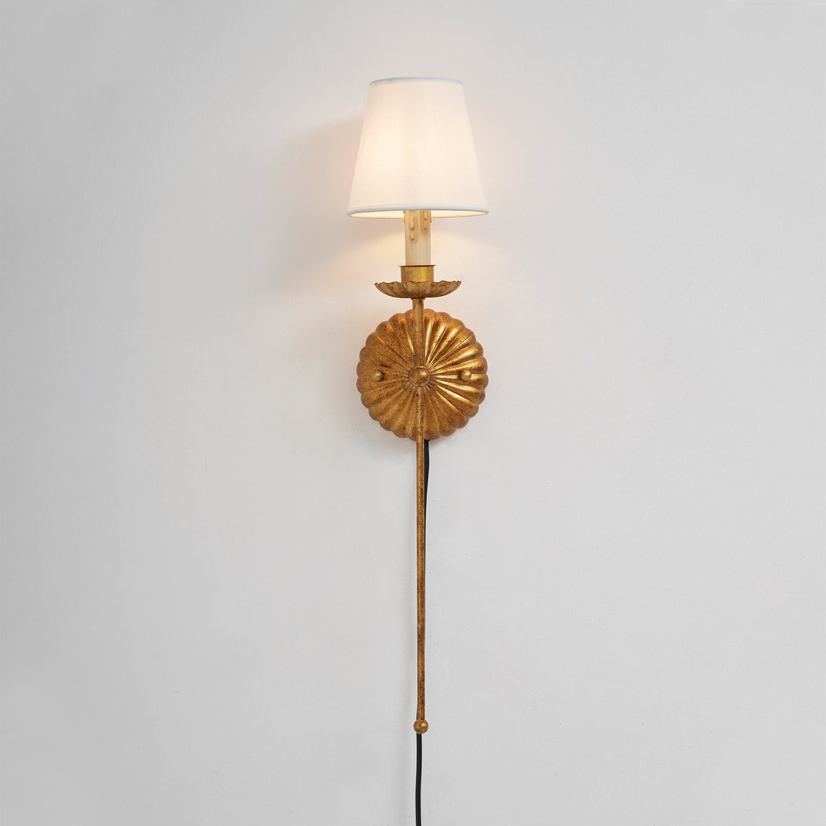 Catina Plug-in Wall Lamp – Antique Gold Leaf Fabric Shade Plug-In Sconce