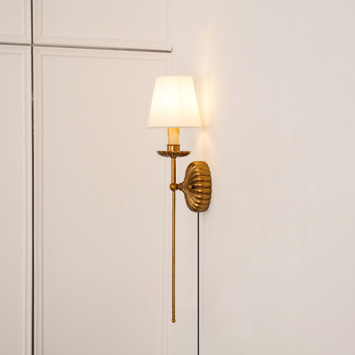 Catina Plug-in Wall Lamp – Antique Gold Leaf Fabric Shade Plug-In Sconce