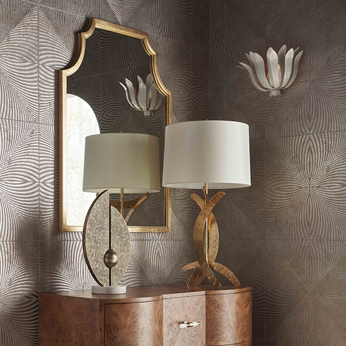 Cayman Wall Lamp – Hand-Finished Organic Layered Leaf Brass Sconce