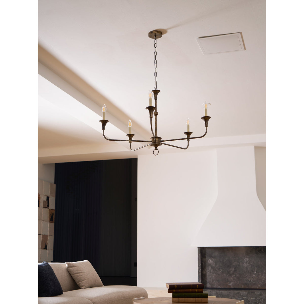 Cecil Chandelier – Minimalist Fluid Arm Candelabra Chandelier