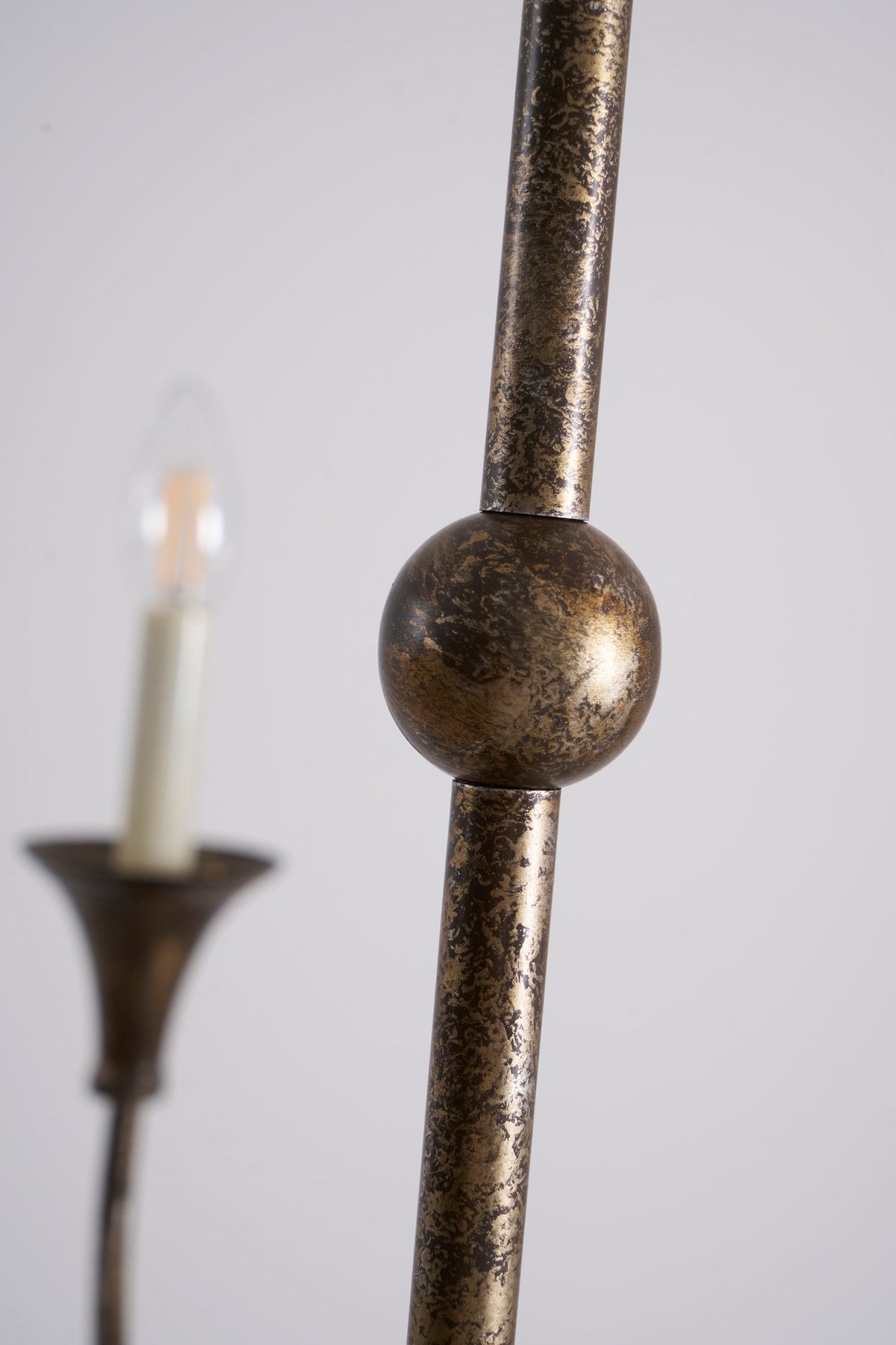 Cecil Chandelier – Minimalist Fluid Arm Candelabra Chandelier