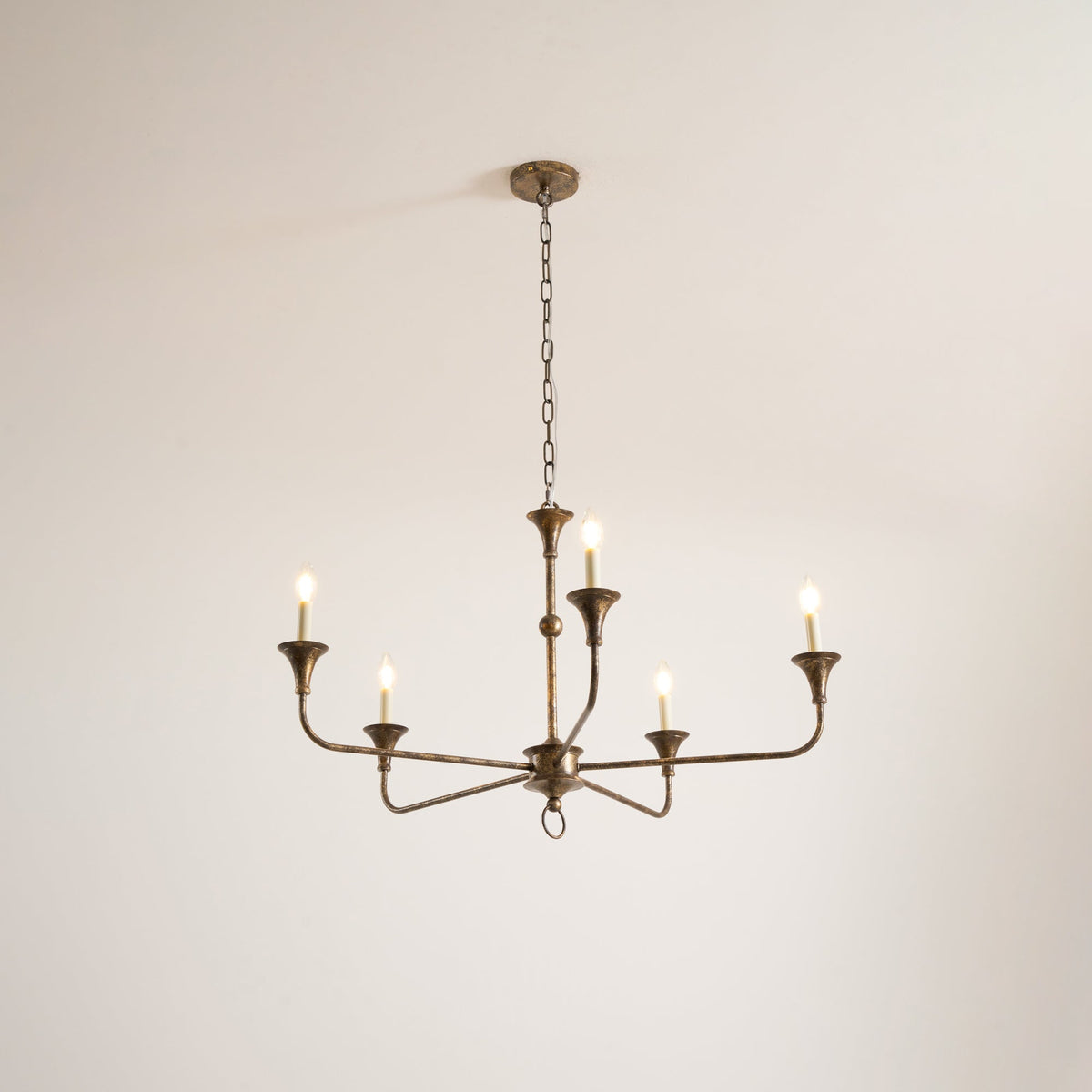 Cecil Chandelier – Minimalist Fluid Arm Candelabra Chandelier