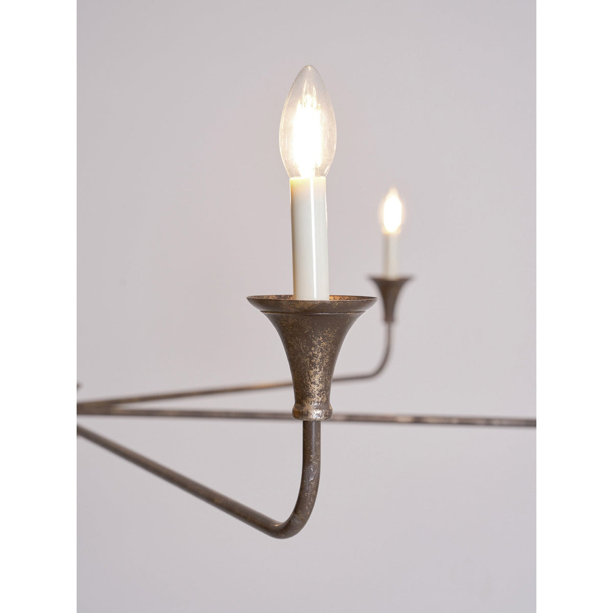 Cecil Chandelier – Minimalist Fluid Arm Candelabra Chandelier