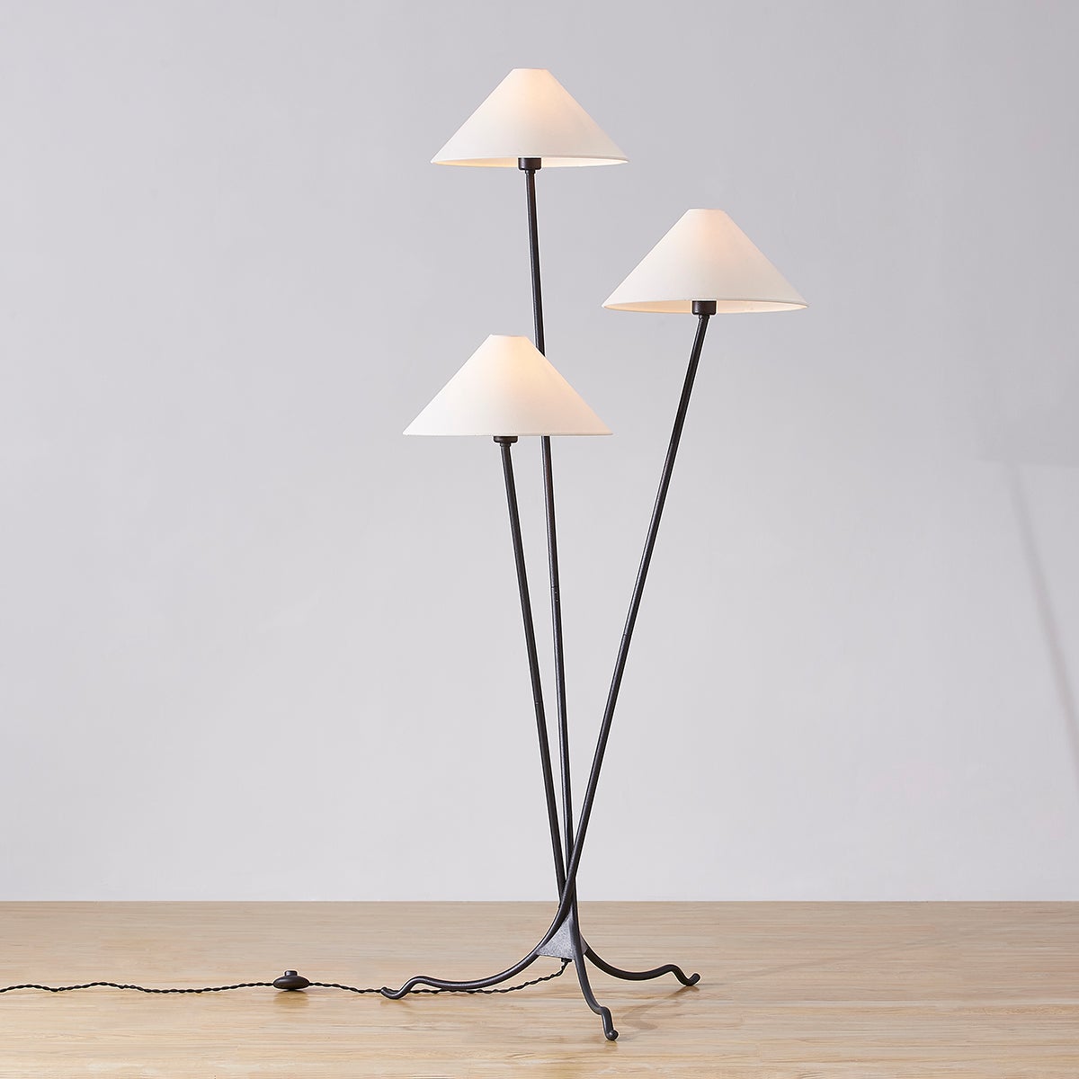 Cedar Floor Lamp - Modern 3-Light Brass Tripod Light with Linen Shades