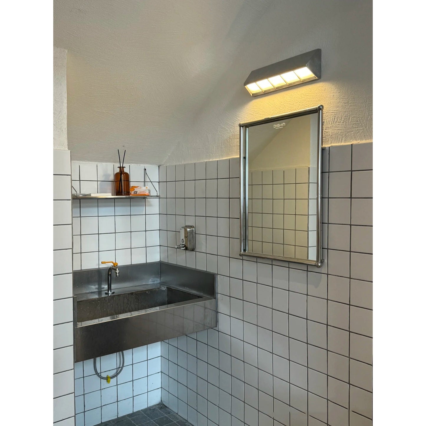 Cedrick LED Wall Lamp - Modern Outdoor Waterproof Aluminum & Acrylic Sconce