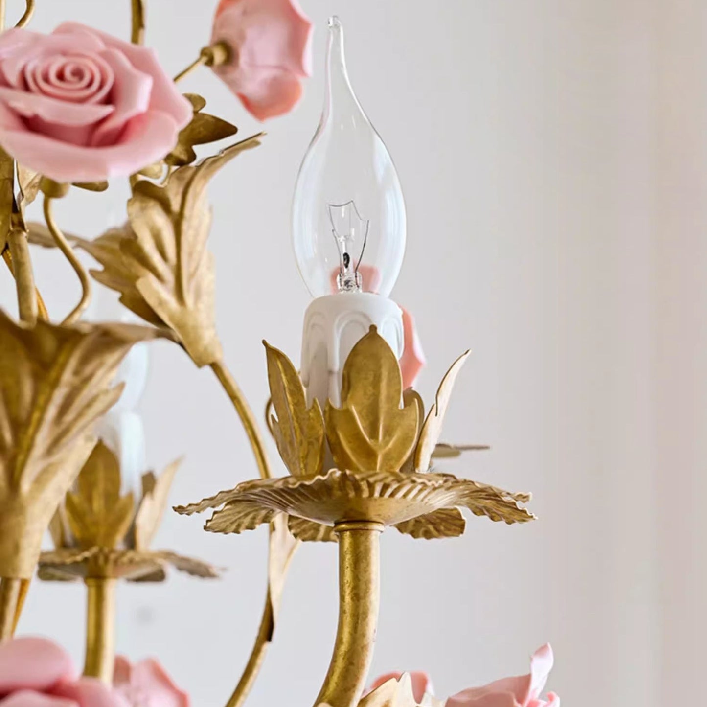 Ceramic Rose Chandelier - Luxury Handcrafted Floral 4/6/8-Light Pendant