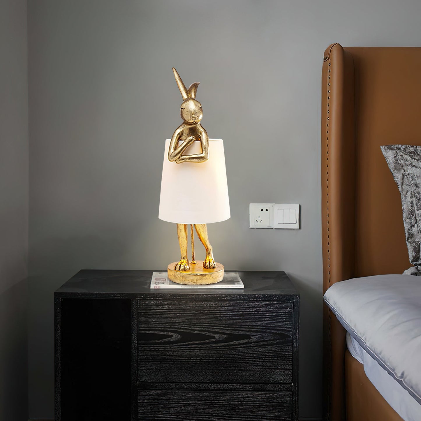 Chester Rabbit Table Lamp - Whimsical Sculptural Resin Animal Lamp