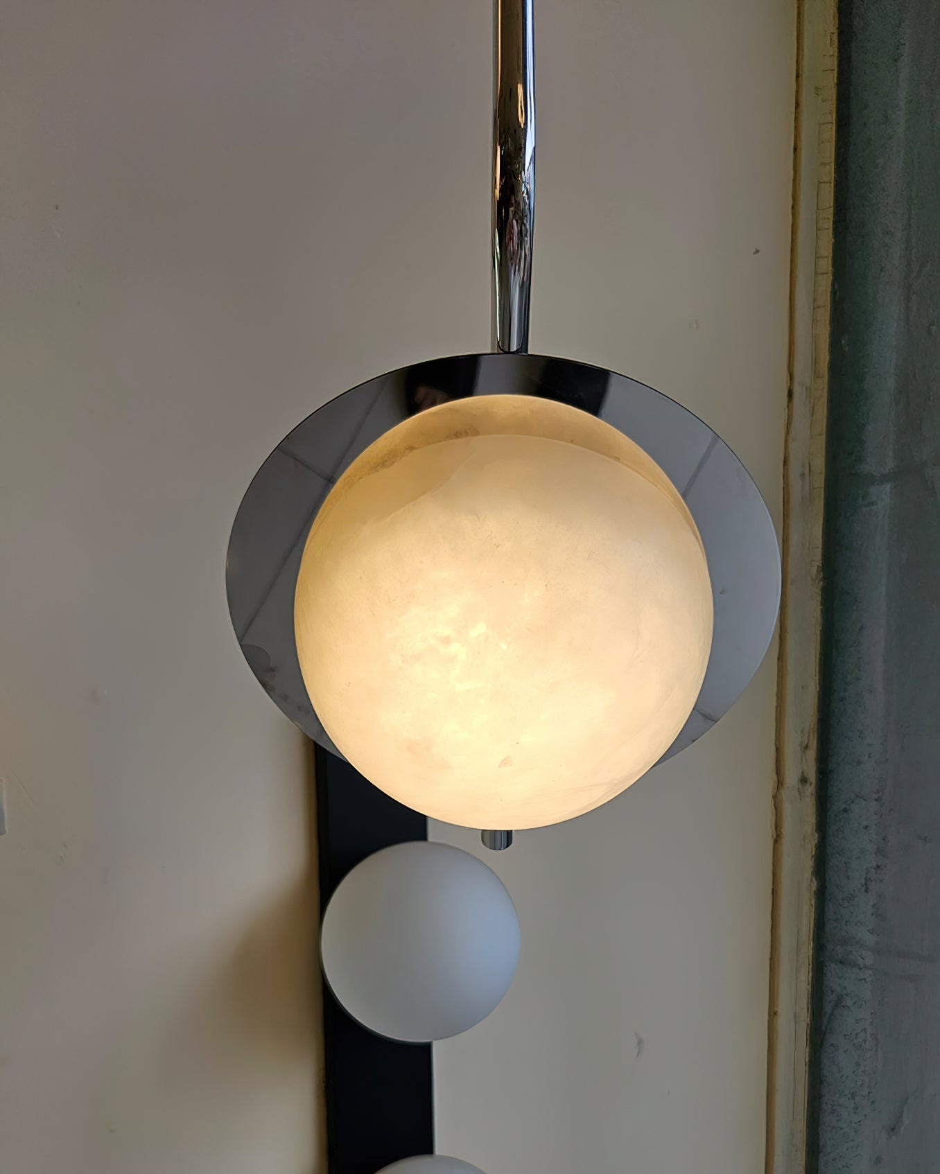 Chic Luminance Alabaster Pendant Light - Art Deco Natural Stone & Stainless Steel Drop