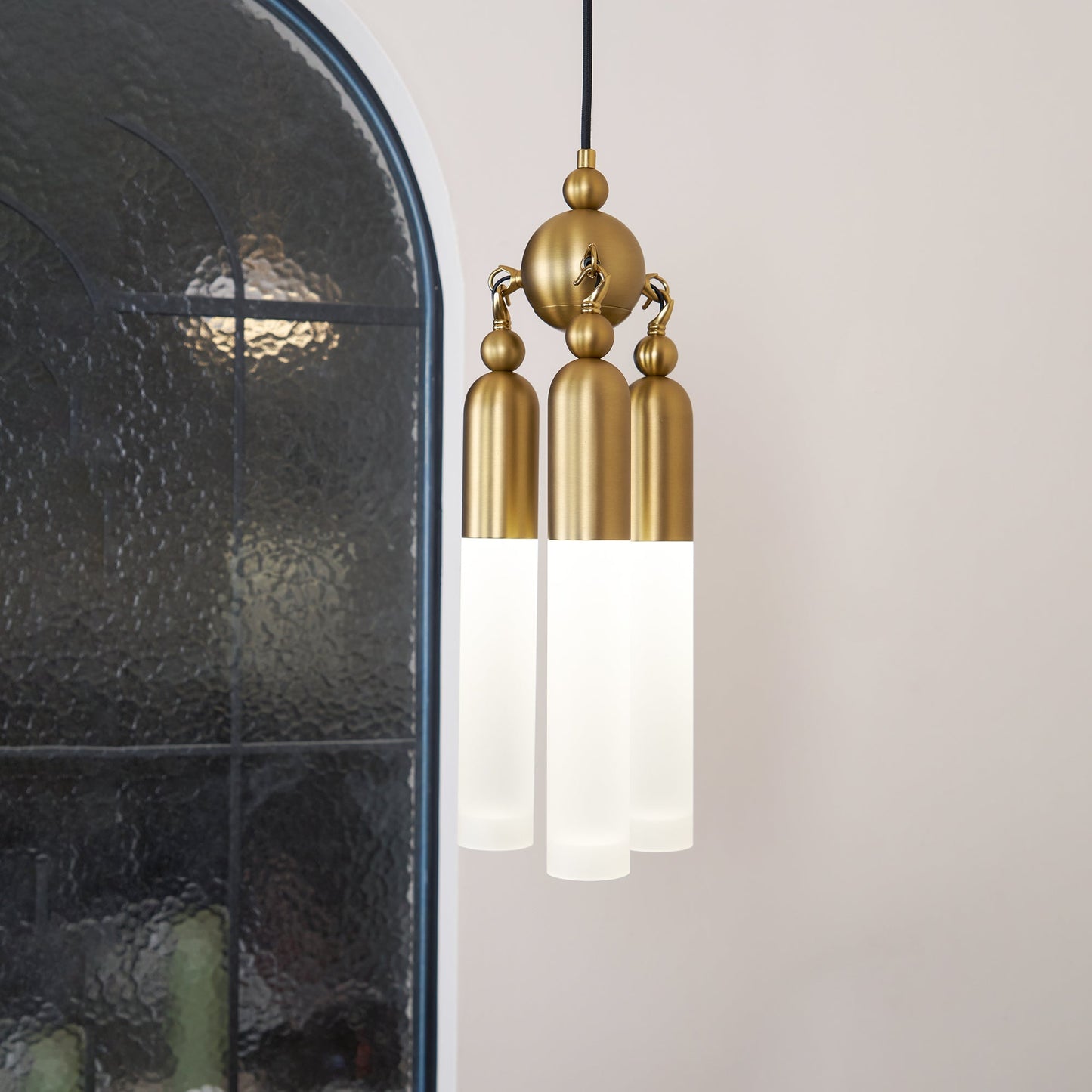 Chrishell Pendant Lamp - Modern Sculptural Aluminum & Acrylic LED Drop
