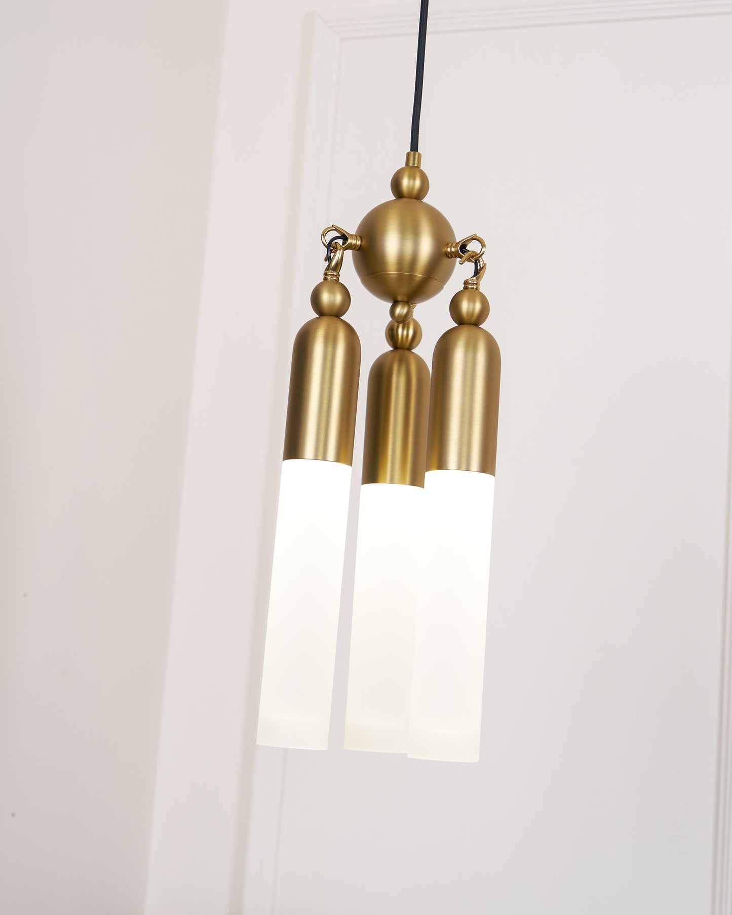 Chrishell Pendant Lamp - Modern Sculptural Aluminum & Acrylic LED Drop