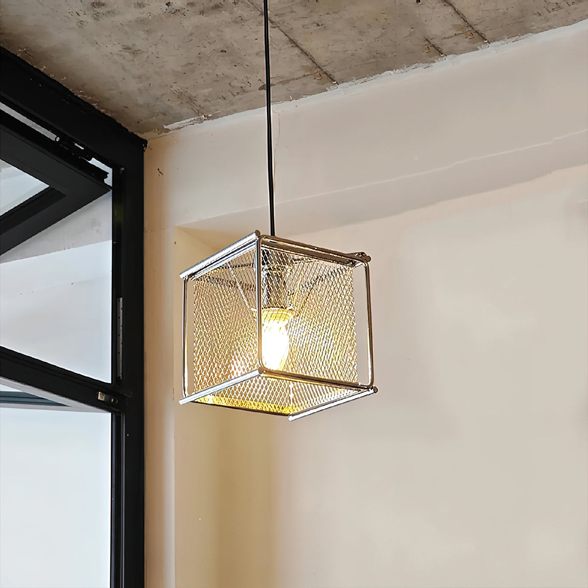 Clarus Pendant Lamp – Refined Industrial Chrome Mesh Drum Pendant