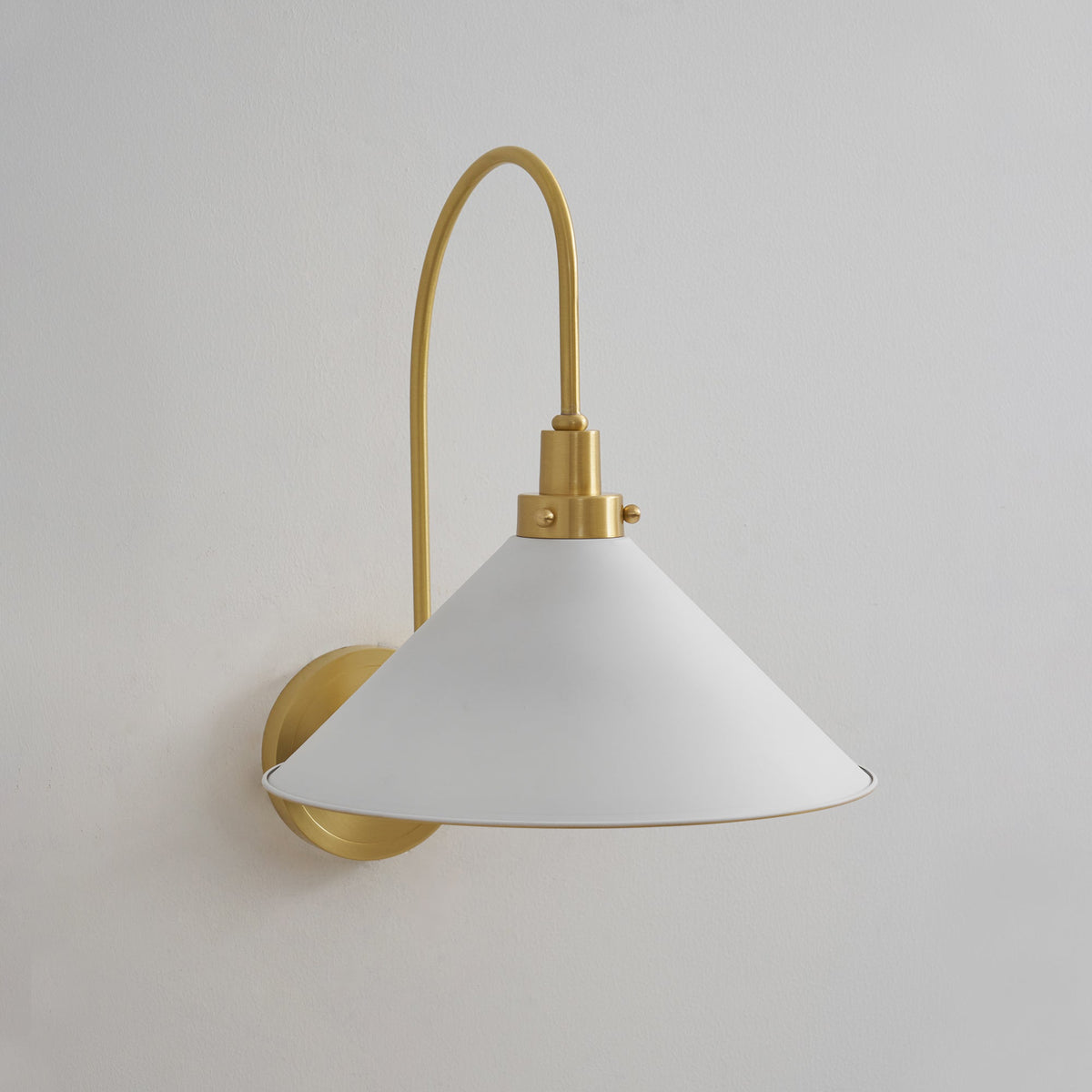 Clivedon Wall Lamp – Classic Gooseneck Metal & Aged Brass Sconce