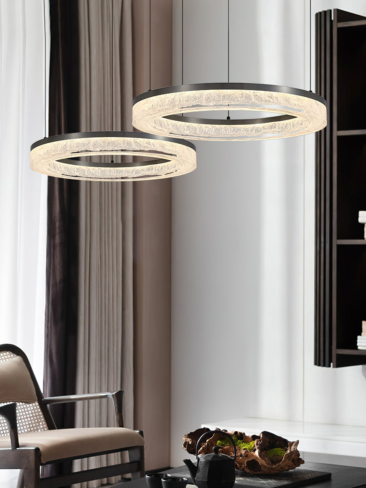 Coblitz Round LED Chandelier – Sculptural Geometric Ring Pendant