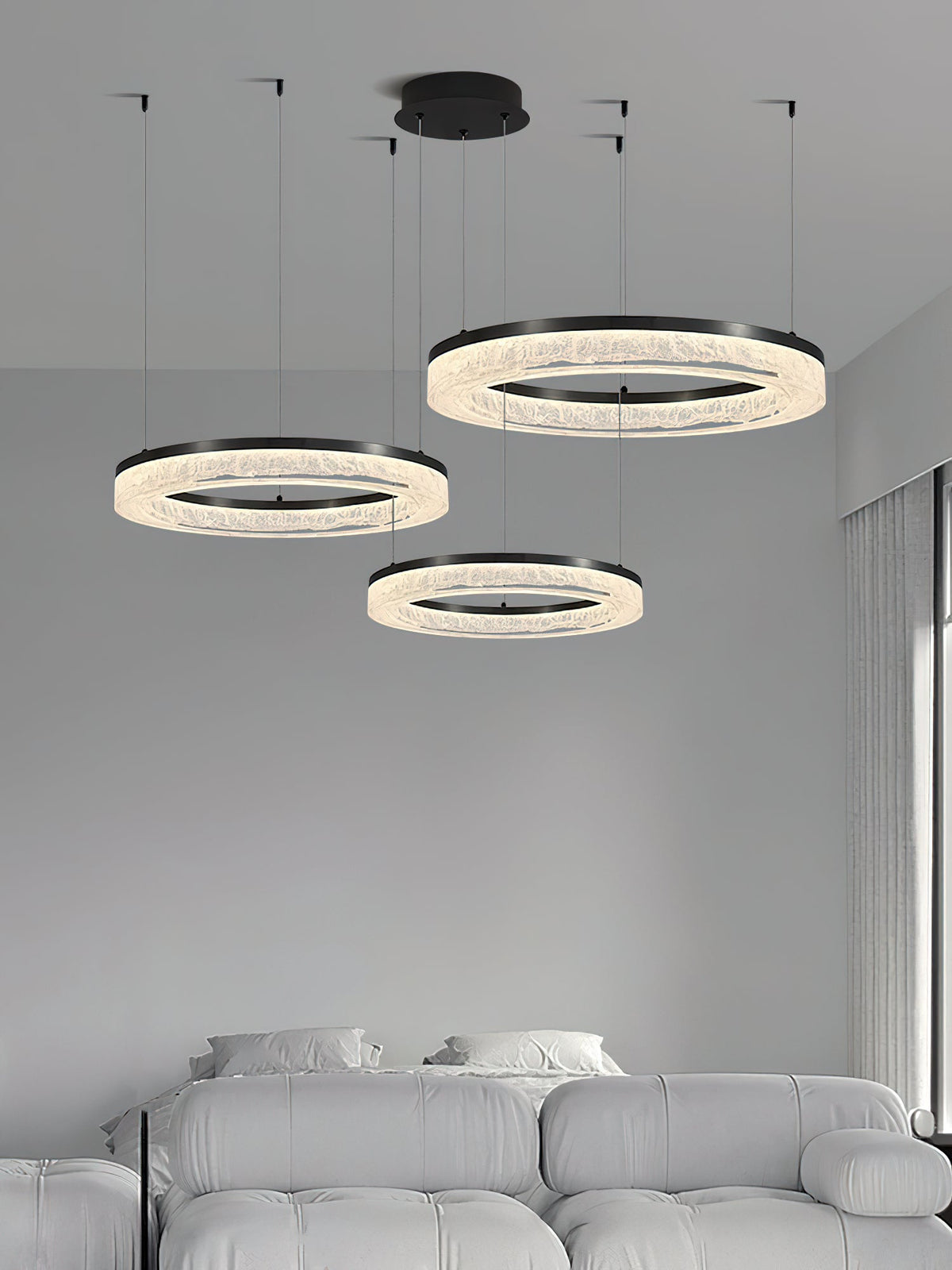 Coblitz Round LED Chandelier – Sculptural Geometric Ring Pendant