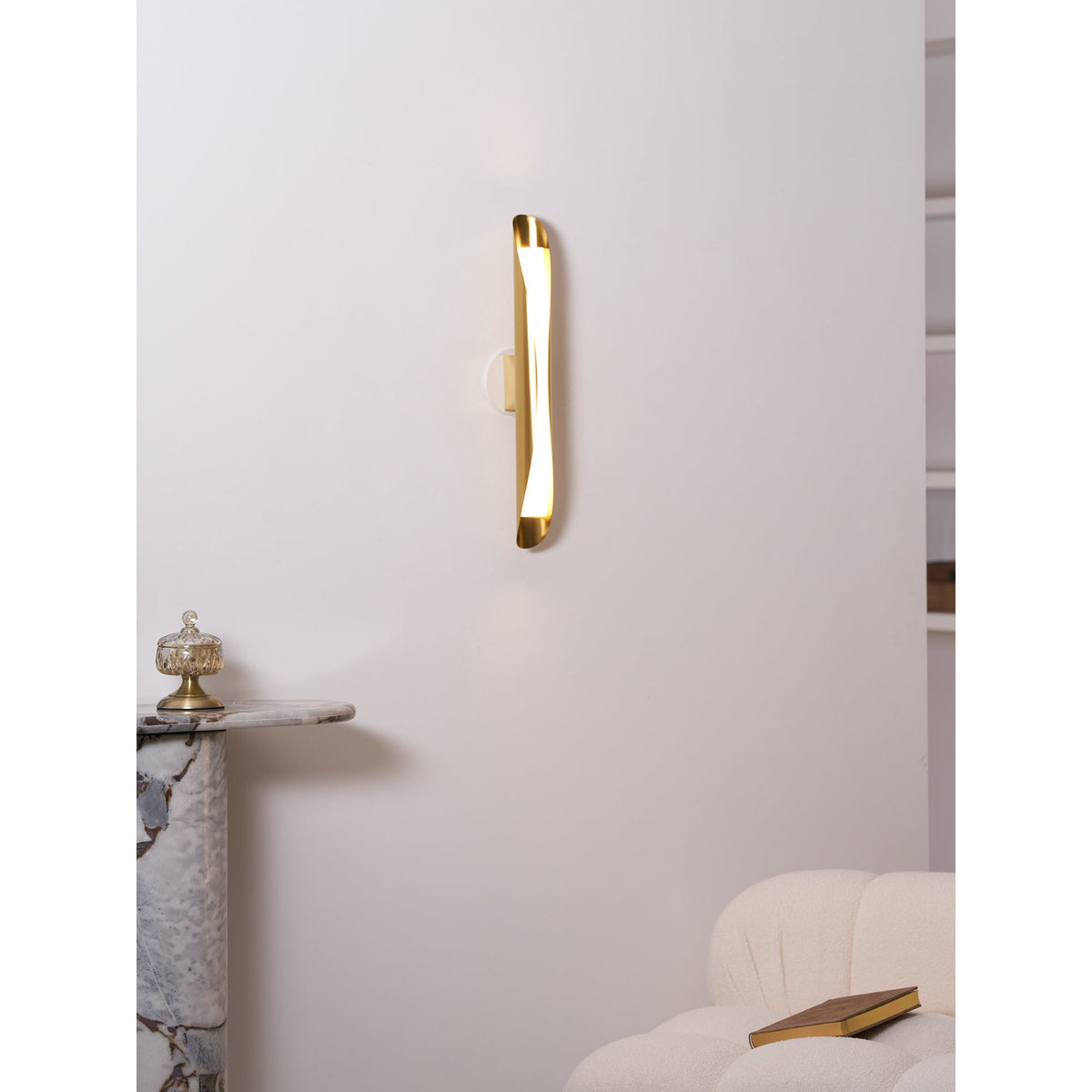 Cocon Wall Lamp – Modern Minimalist Copper & Acrylic LED Wall Sconce