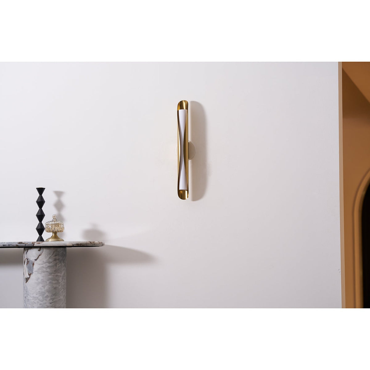 Cocon Wall Lamp – Modern Minimalist Copper & Acrylic LED Wall Sconce