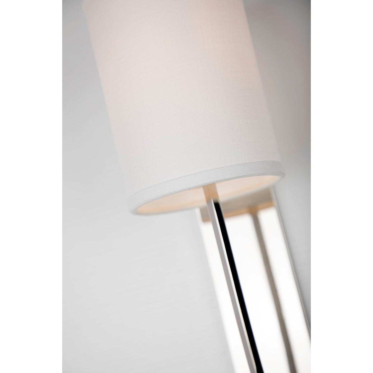 Colton Wall Lamp – Eastern Minimalist Curved Brass & Fabric Sconce