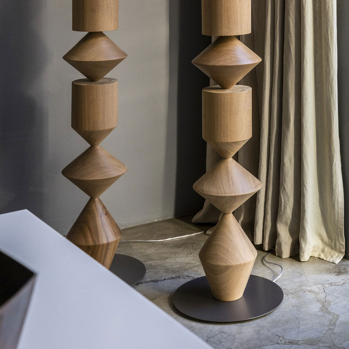 Costantina Floor Lamp – Modern Sculptural Iron Indirect Standing Light