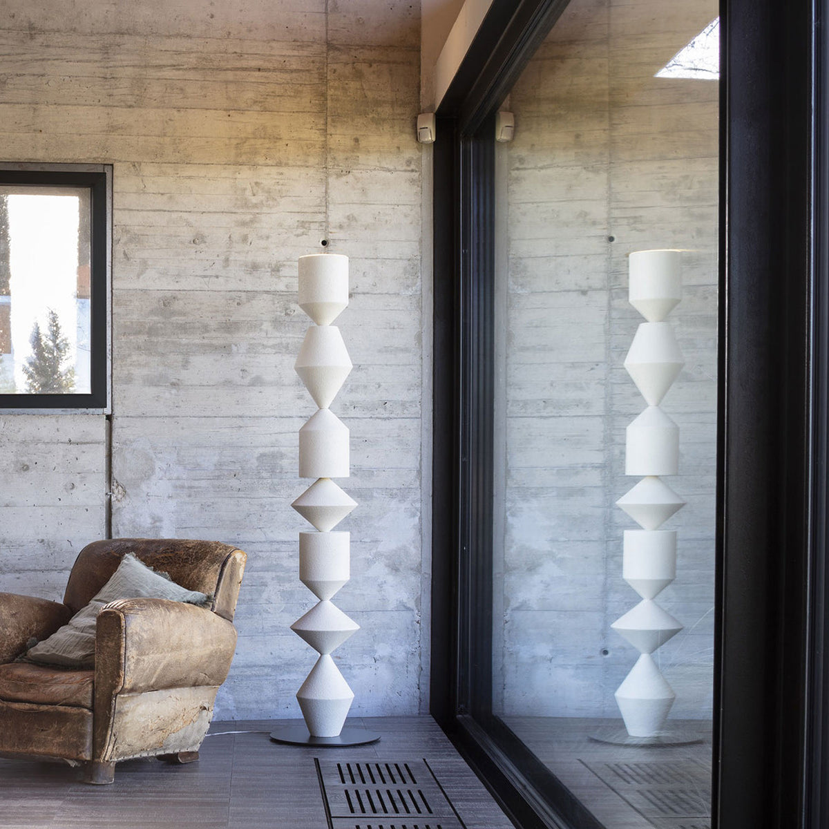 Costantina Floor Lamp – Modern Sculptural Iron Indirect Standing Light