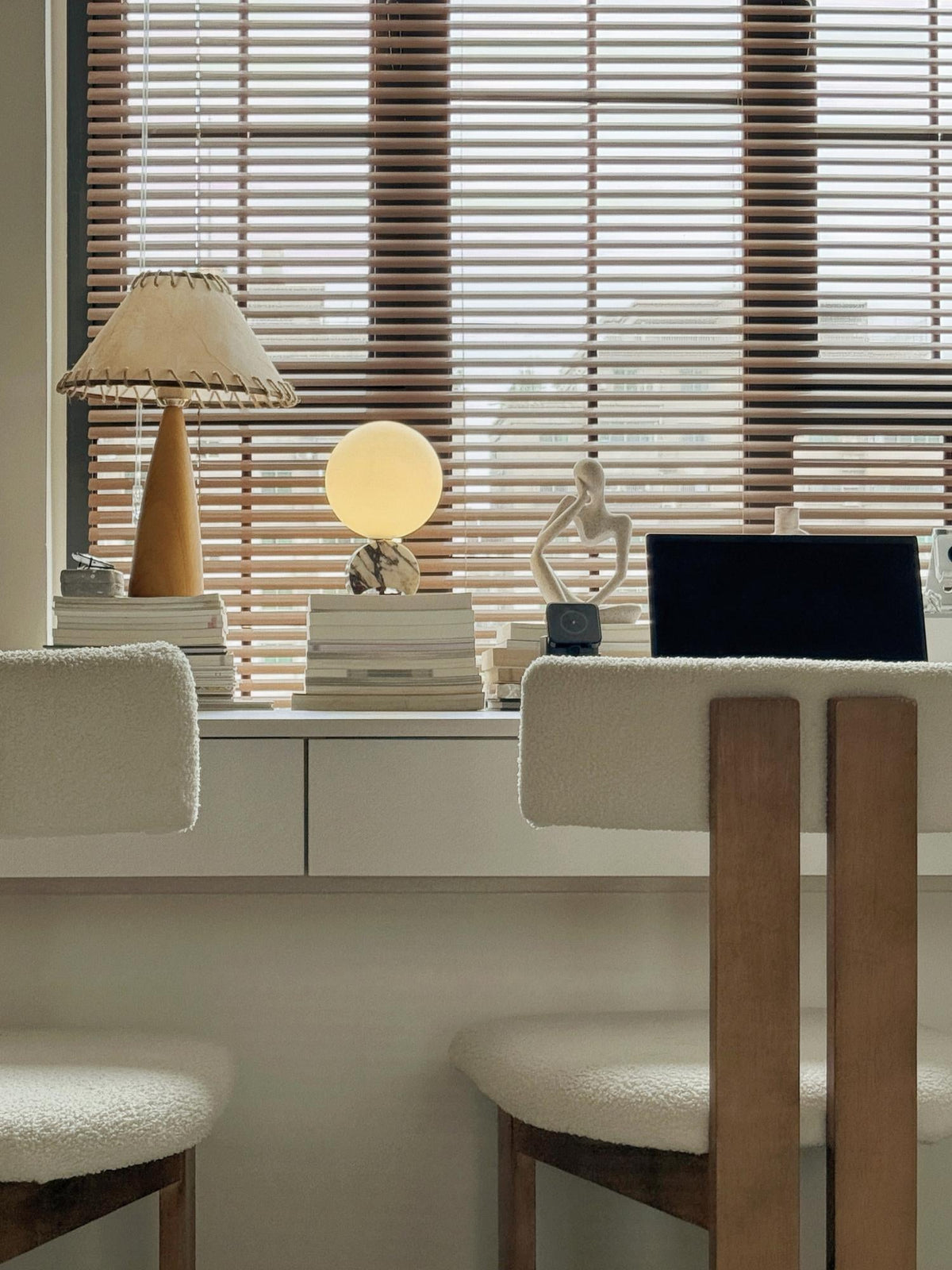 Crescent Marble Table Lamp – Minimalist Solid White Marble & Glass Accent Lamp