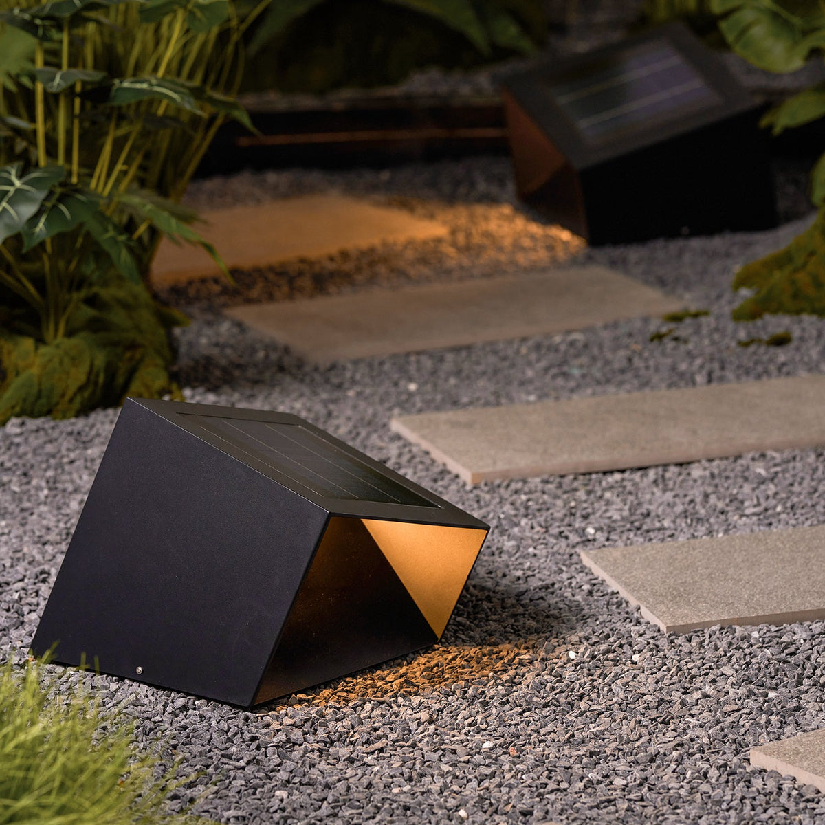Cube Garden Solar Outdoor Light – Waterproof Stainless Steel Solar Landscape Lamp