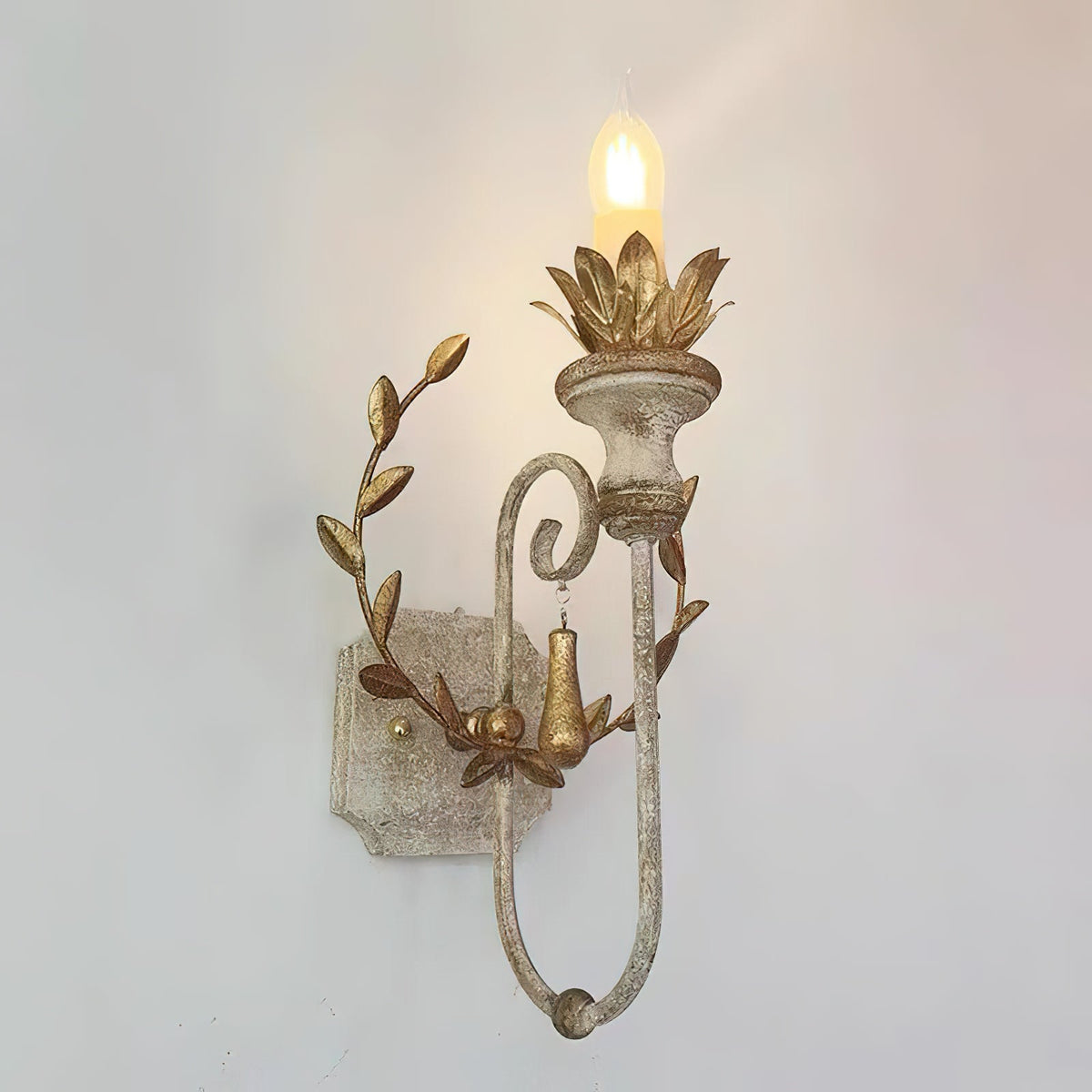 Cumiers Wall Lamp – Rustic Vintage Vine Metal & Wood Wall Sconce