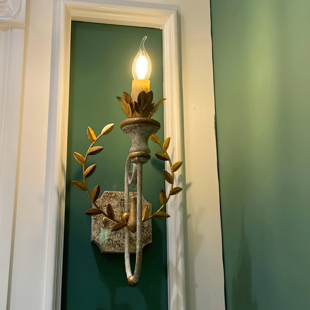 Cumiers Wall Lamp – Rustic Vintage Vine Metal & Wood Wall Sconce