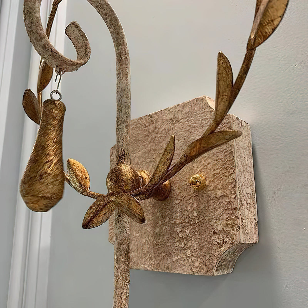Cumiers Wall Lamp – Rustic Vintage Vine Metal & Wood Wall Sconce