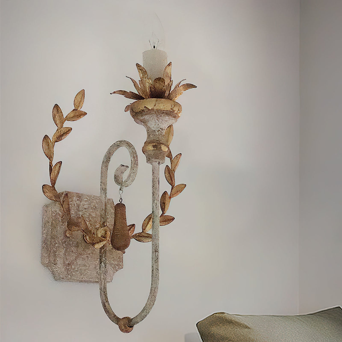 Cumiers Wall Lamp – Rustic Vintage Vine Metal & Wood Wall Sconce