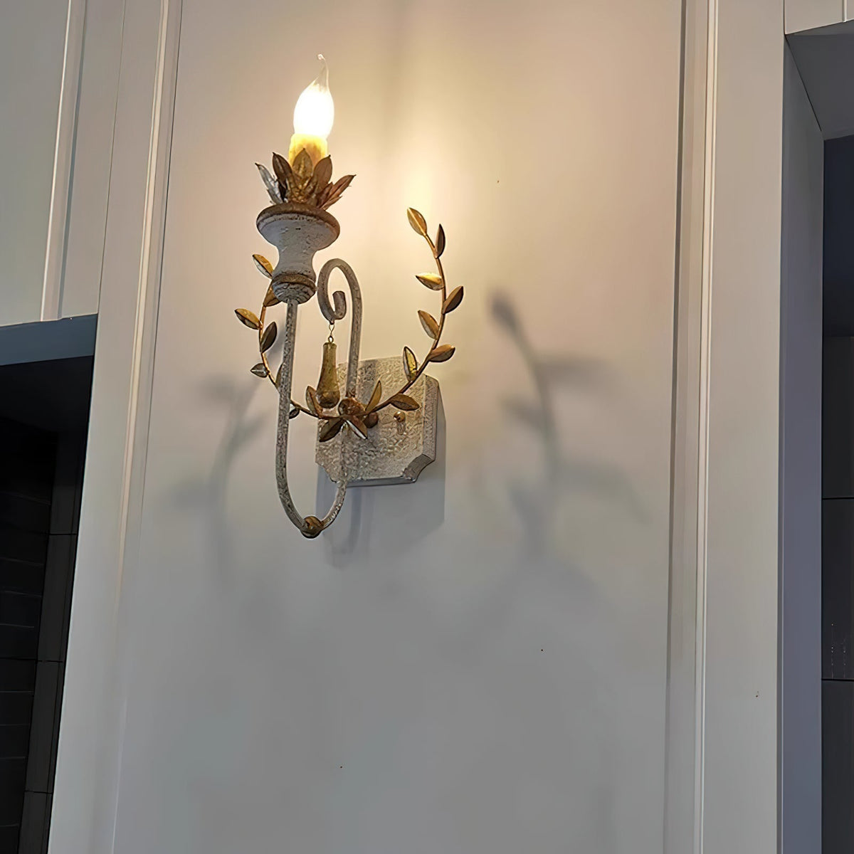 Cumiers Wall Lamp – Rustic Vintage Vine Metal & Wood Wall Sconce
