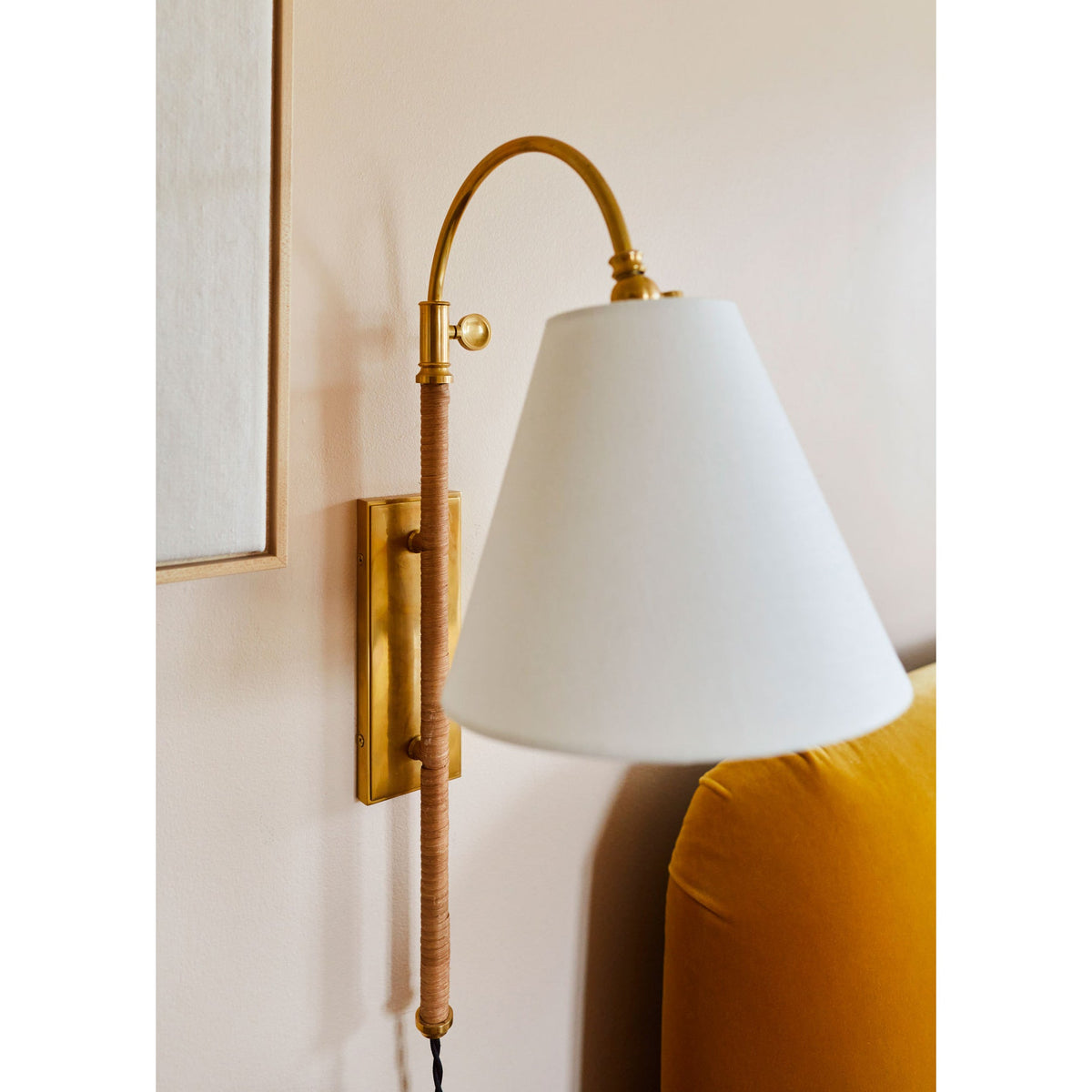 Curves Plug-In Sconce – Aged Brass Articulated Arm Wall Light with White Linen Shade