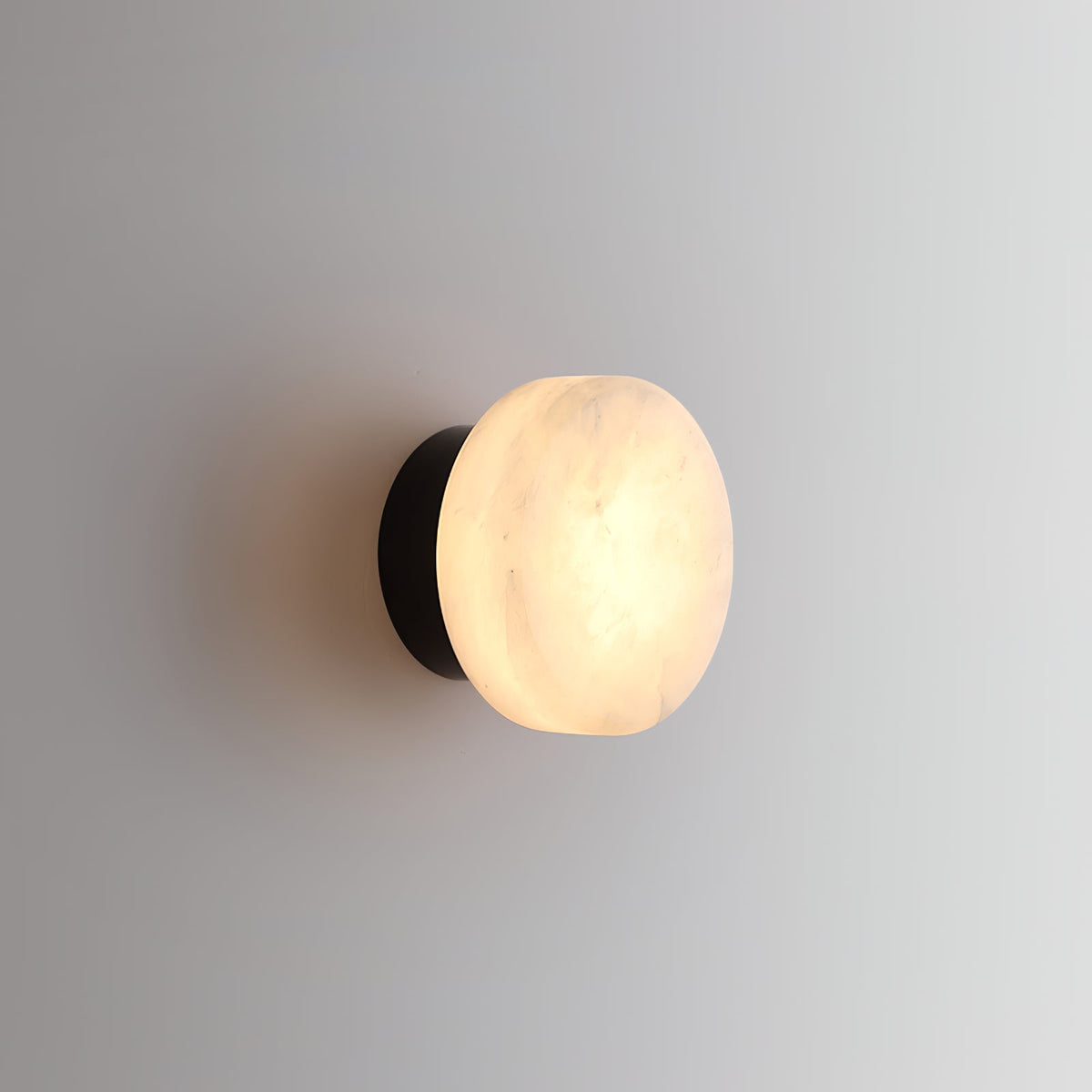 Cylindrical Alabaster Wall Lamp – Architectural Natural Stone LED Sconce